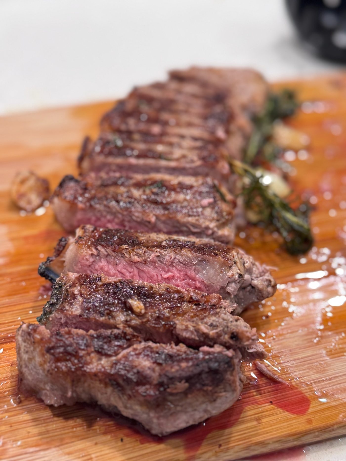 Perfectly seared sliced steak